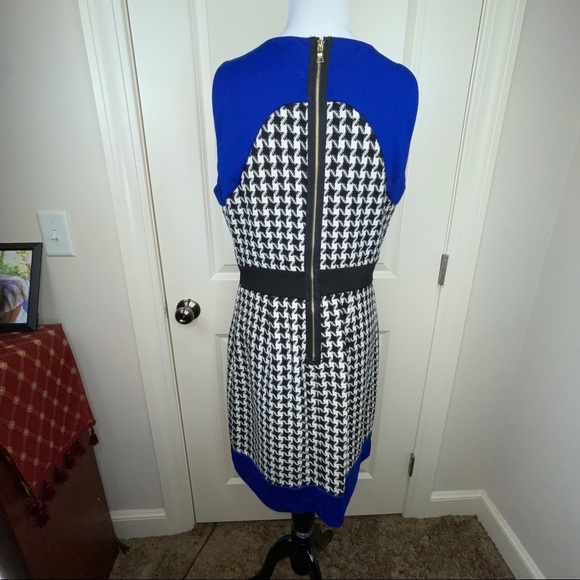 Beige by ECI Houndstooth Sleeveless Sheath Dress 10 - Picture 6 of 17